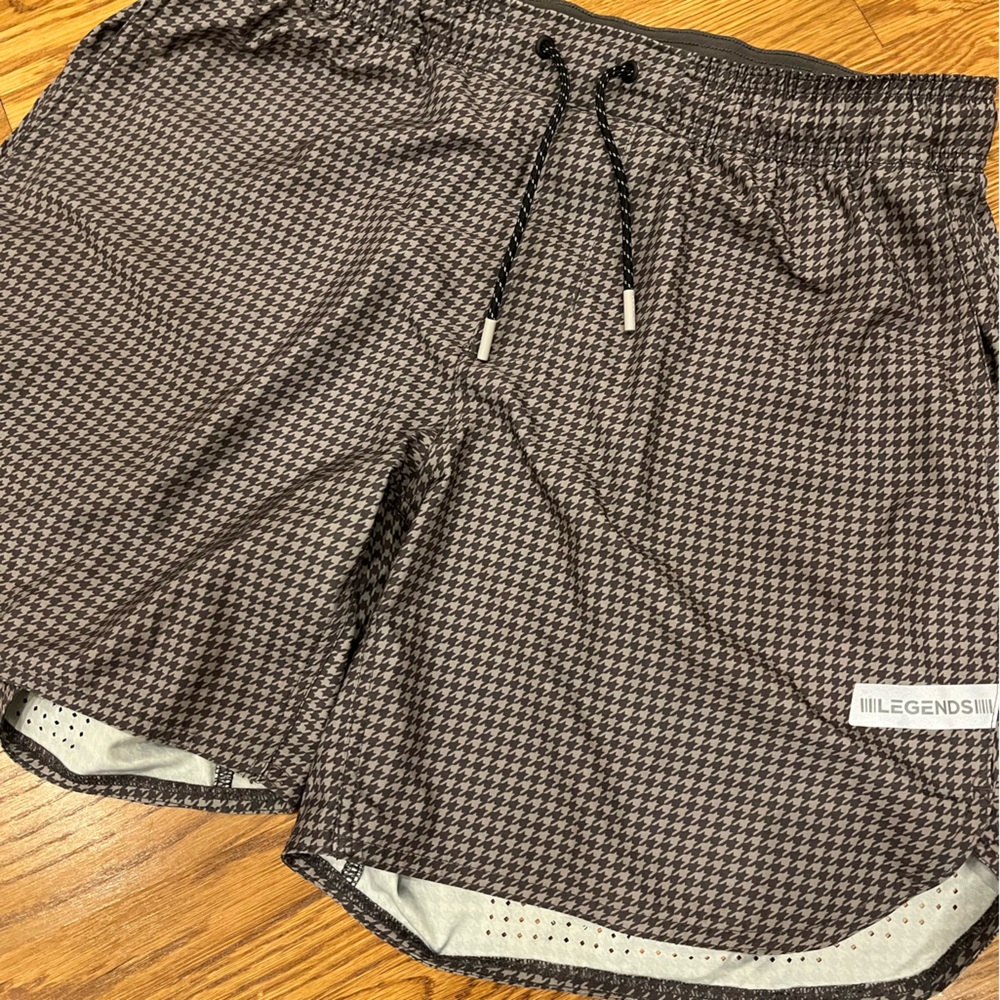Legends Luka short Charcoal Micro Houndstooth.  Large.  7in inseam.  Linerless